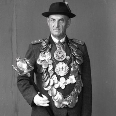 Bild vergr&ouml;&szlig;ern: ARCHIV_ALTE_RAZEBURGER_DERMIN_II