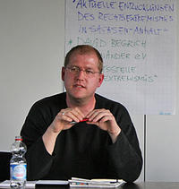 Bild vergr&ouml;&szlig;ern: David Begrich von der Arbeitsstelle Rechtsextremismus bei Miteinander e.V. Magdeburg