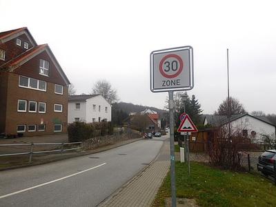 Neue gemeinsame 30-km-Zone entlang der Lübecker Straße