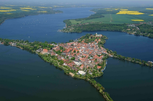 Bild vergrößern: Die Ratzeburger Seenlandschaft