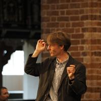 Bild vergr&ouml;&szlig;ern: Brahms-Requiem im Ratzeburger Dom - Christian Skobowsky dirigiert Brahms