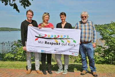 "Partnerschaft f&uuml;r Demokratie" der Stadt Ratzeburg und des Amtes Lauenburgische Seen gl&auml;nzt mit au&szlig;ergew&ouml;hnlicher Teilnehmerbilanz