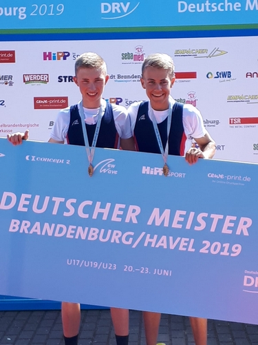 Das doppelte Meisterschaftsduo Johannes Langhans (l.) und Malte Machwitz