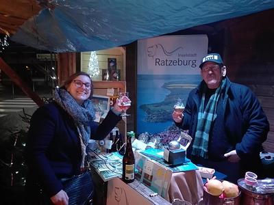 Partnerschaftliche Weihnachtsgr&uuml;&szlig;e aus Ratezburg im belgischen Esneux