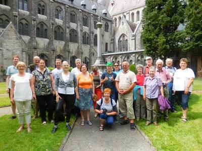Verbrüderungstreffen in Walcourt - Ratzeburger Delegation zu Besuch in der Abtei Maredsous