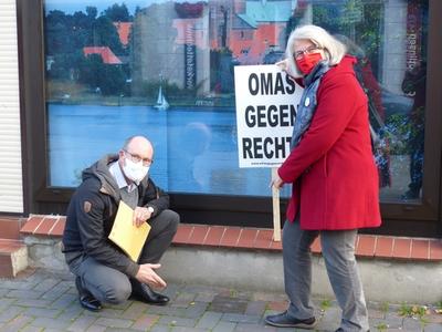 "OMAS GEGEN RECHTS" erinnern an das Schicksal der j&uuml;dischen Familie Rosenberg
