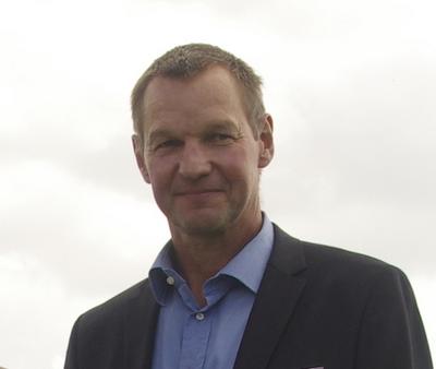 Dr. Thomas Lange