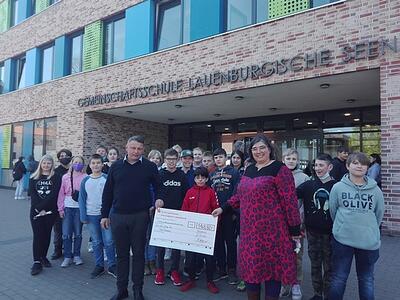 Schüler der Gemeinschaftsschule Lauenburgische Seen sammeln Spenden für ukrainische Mitschüler