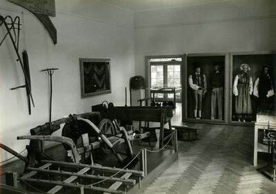 Ausstellungsraum im Kreismuseum im Jahr 1959