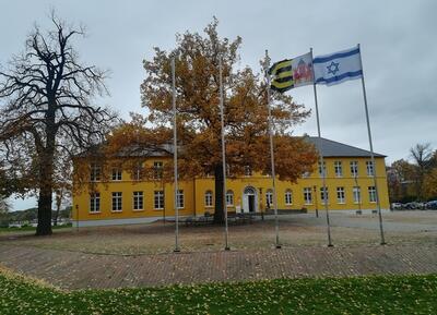 Stadt Ratzeburg zeigt Solidarität mit Israel und dem jüdischen Leben in Deutschland